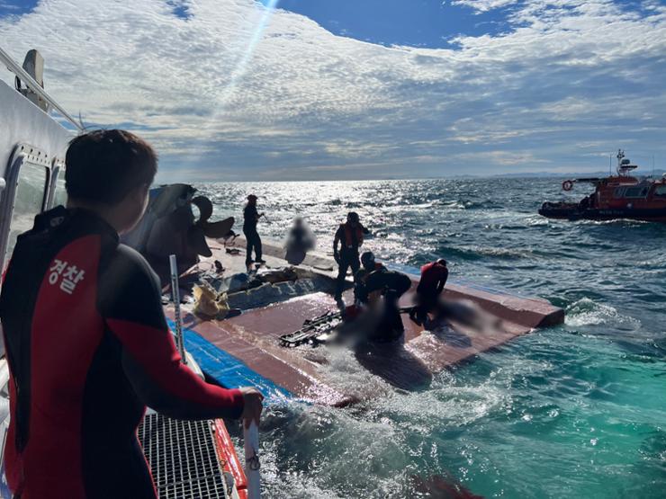 Three Dead After Fishing Boat Ran Aground Off South-West S. Korea