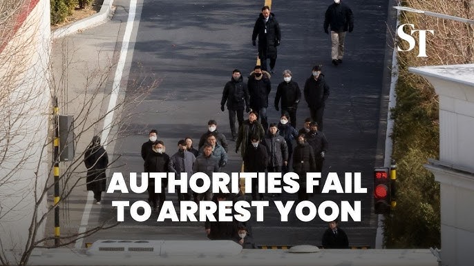 S. Korean Investigators Leave Presidential Residence After Failing To Arrest Yoon