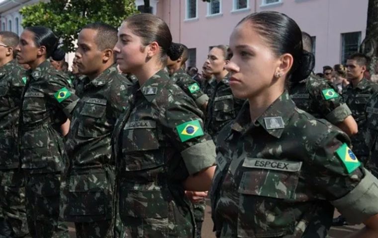 Brazil: Armed Forces open up to voluntary enlistment of women