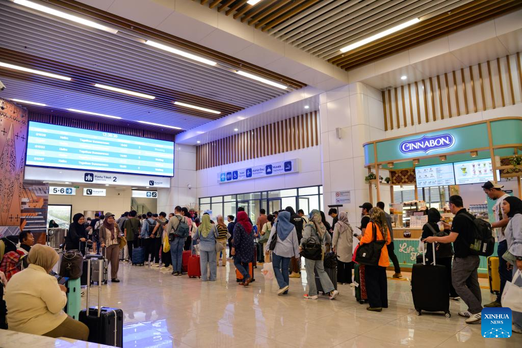 Jakarta-Bandung High-Speed Railway Transports Over Eight Million Passengers