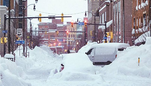 US winter storms: Death toll grows to 14