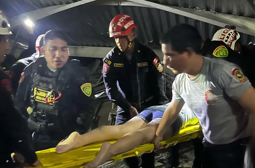 At least 3 dead, 20 injured after food court roof collapses in Peru