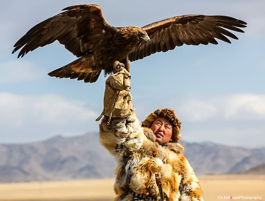 Golden Eagle Festival Kicked Off In Mongolia To Promote Ethnic Kazakh Culture