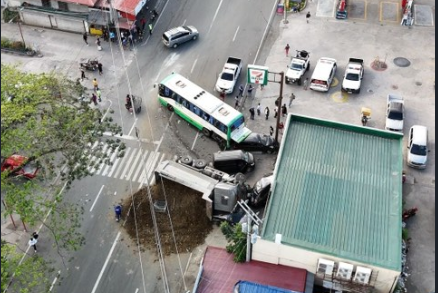 Dump Truck Plowed Into Nine Cars In Philippines, Injuring 14