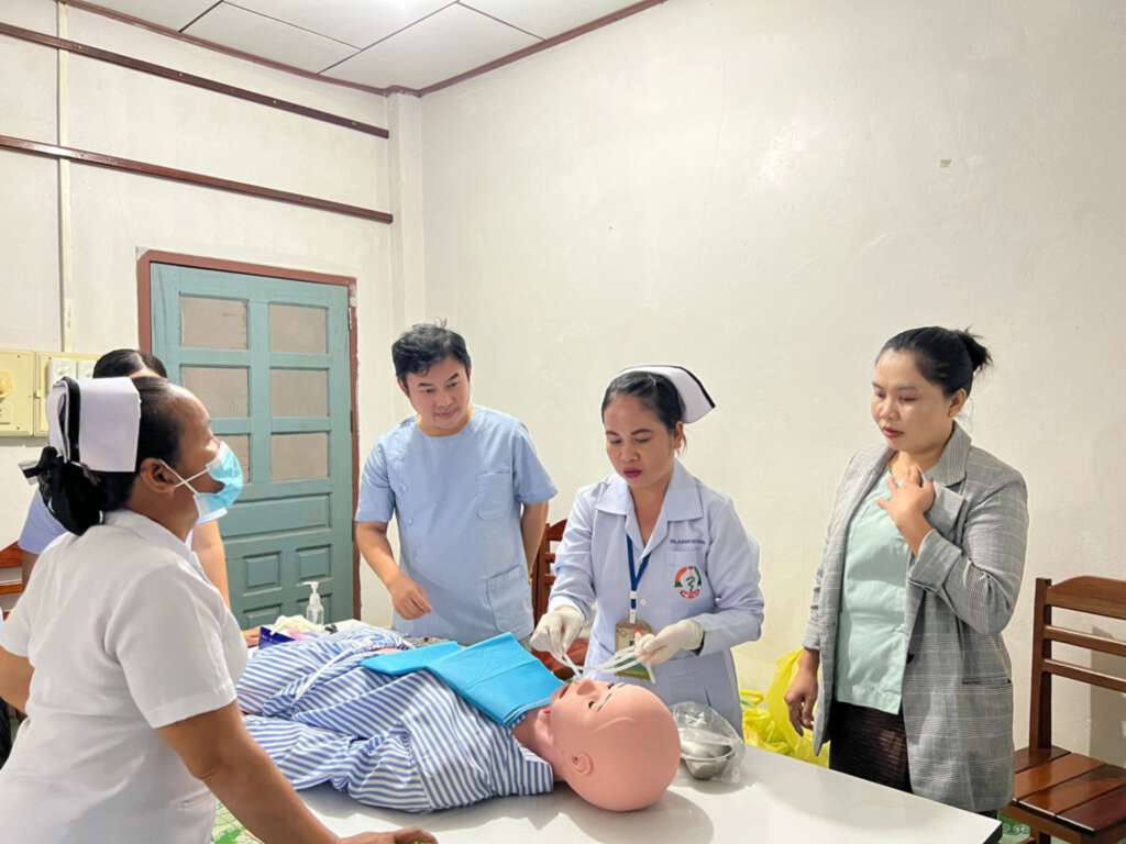 Laos To Improve Healthcare Quality For Nurses, Midwives